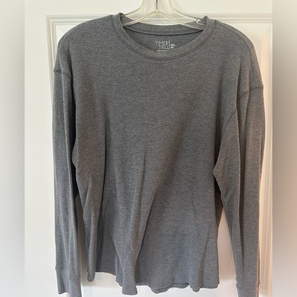 Time and Tru Gray Long Sleeve Tee Soft Minimalist Basic Crew Neck Top
